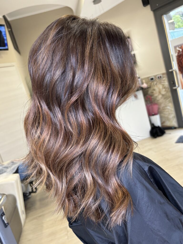 Parrucchiere per trattamento capelli a Genova